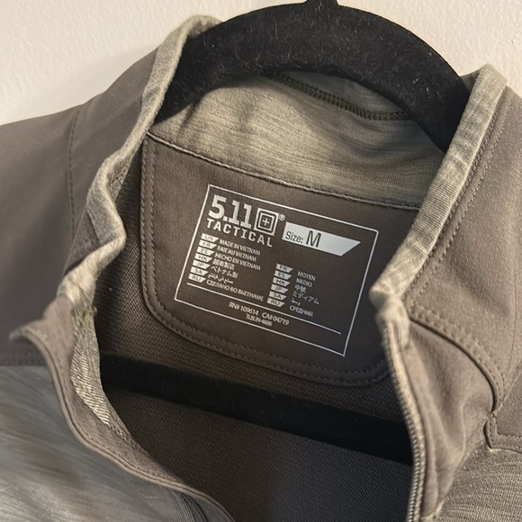 5.11 TACTICAL Womens Rapid Half Zip Pullover Green medium - Picture 4 of 8